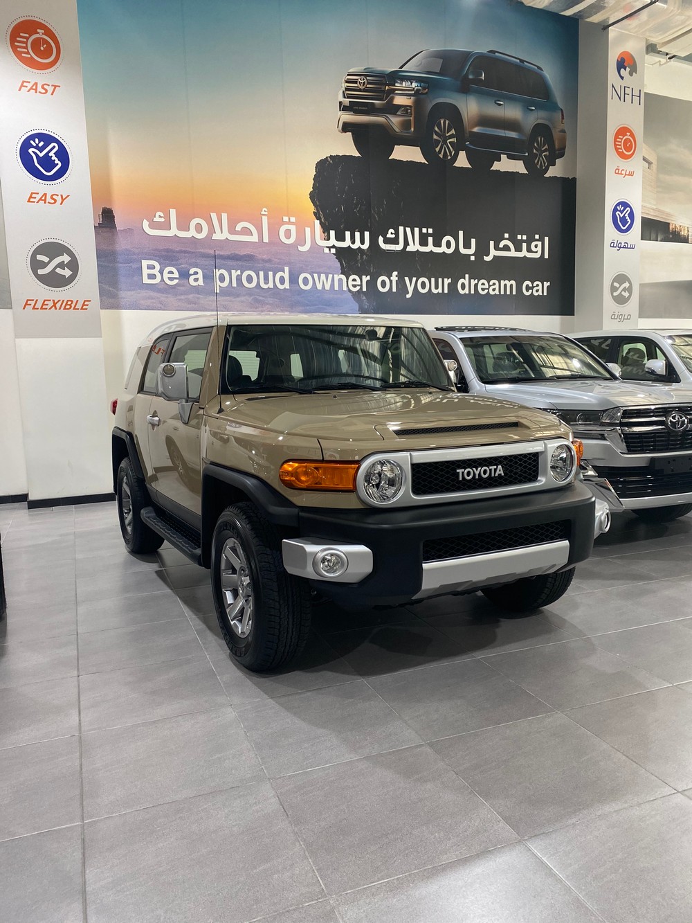 TOYOTA FJ CRUISER
