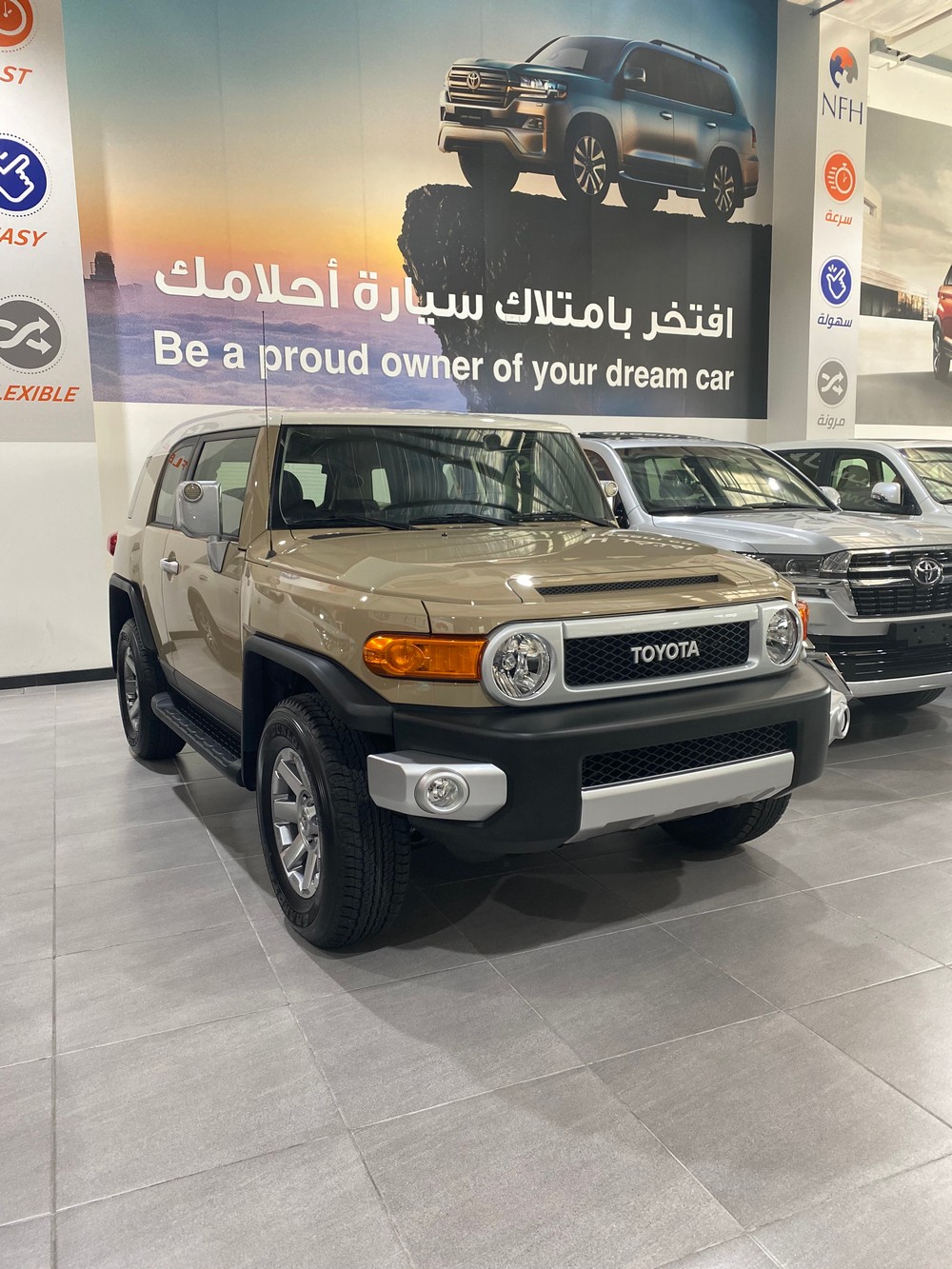 TOYOTA FJ CRUISER