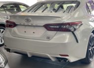 Toyota Camry SE V6