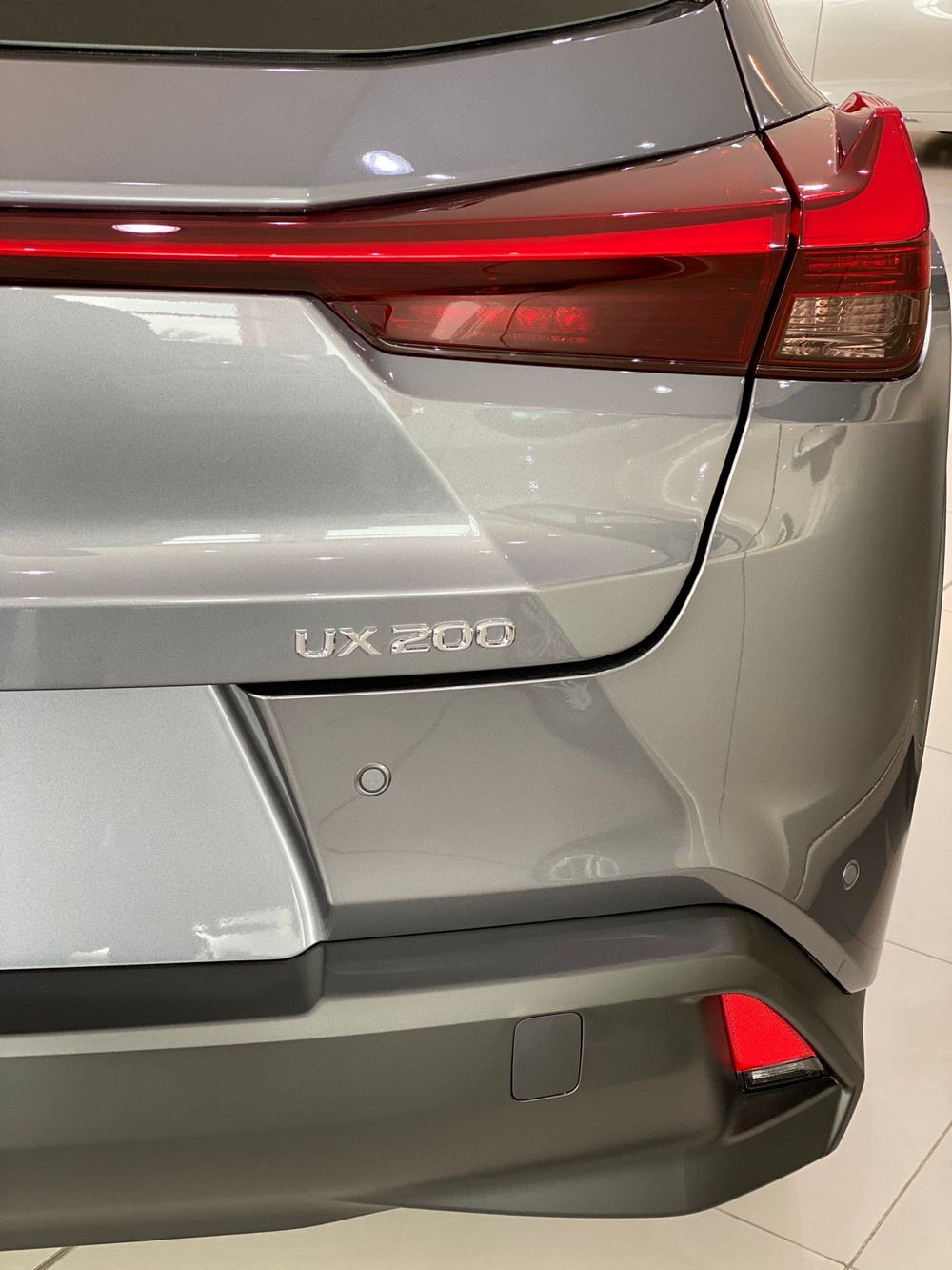 Lexus UX 200