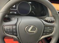 Lexus UX 200