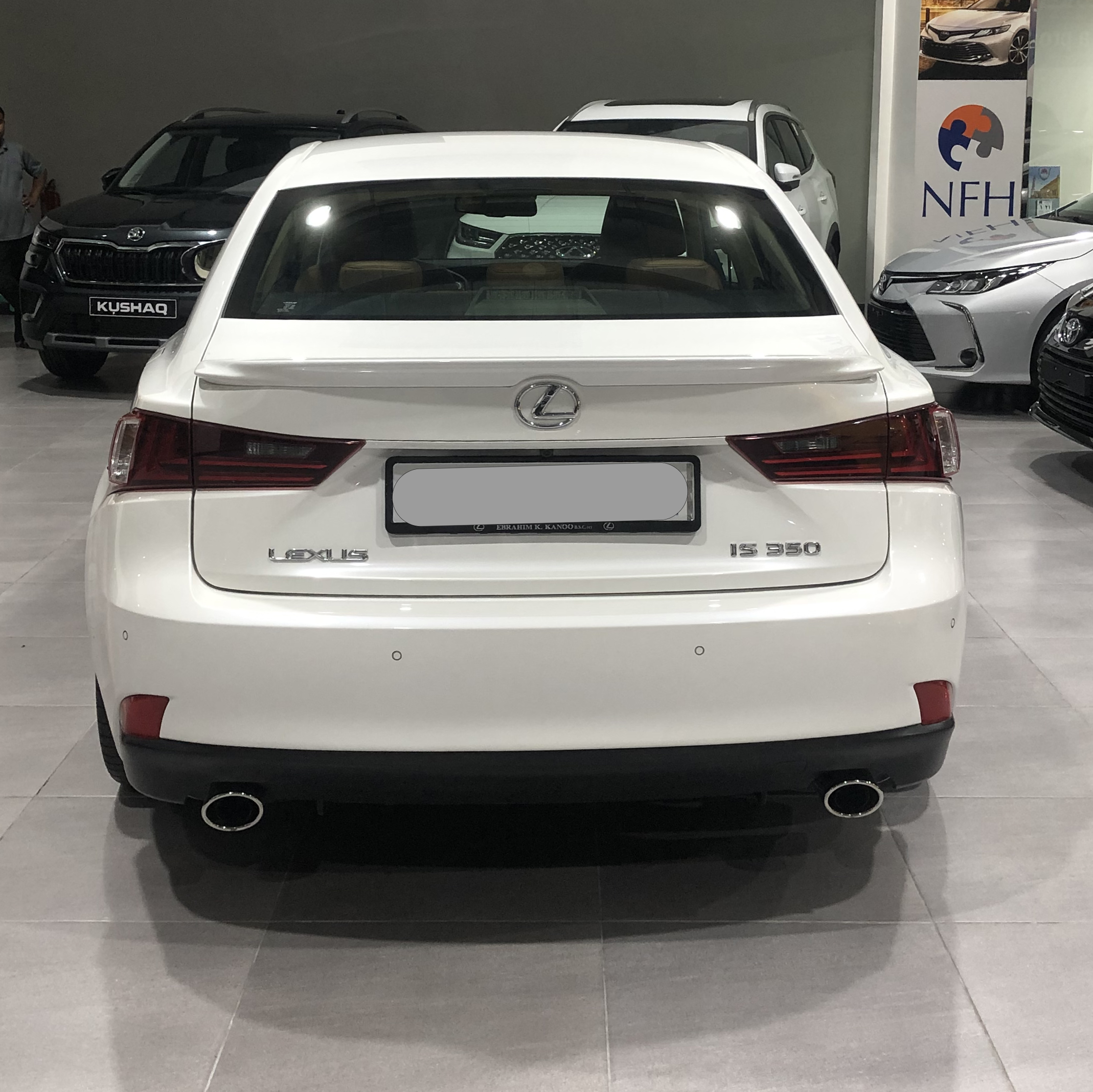 lexus IS 350 MODEL 2015